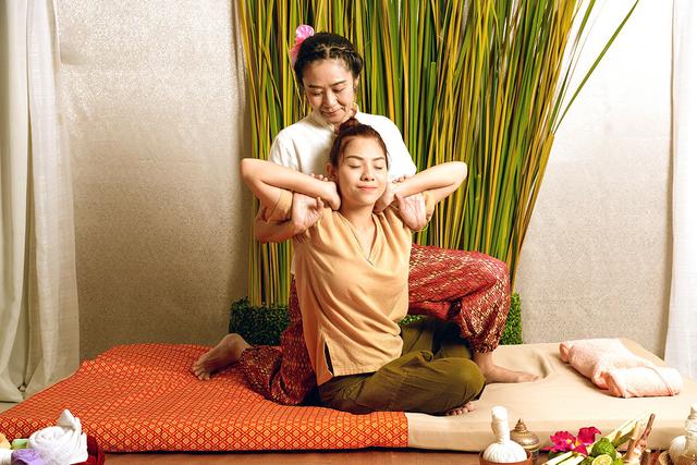 Thai massage9